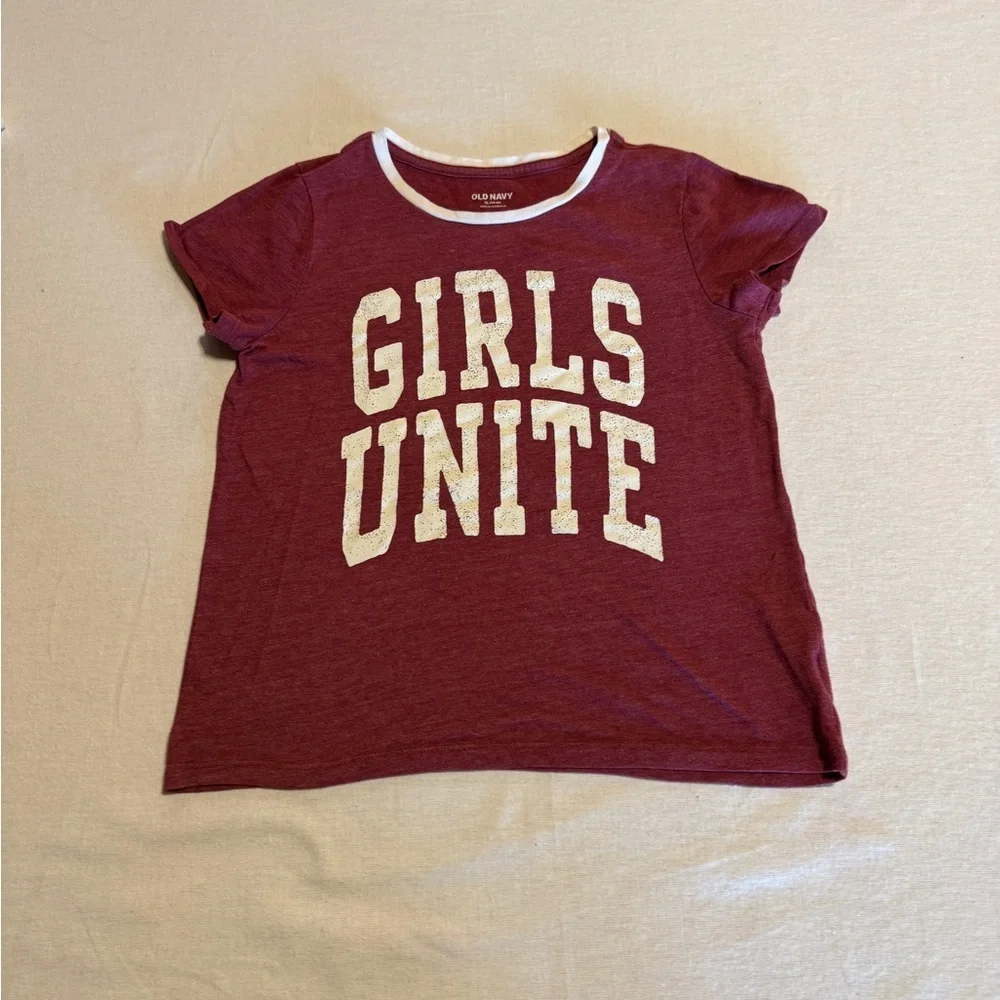 Old Navy Girls Unite Maroon T-Shirt‎ Size XL 14/16